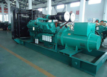 上蔡800kw康明斯柴油发电机组图片 上蔡800kw康明斯柴油发电机组图片